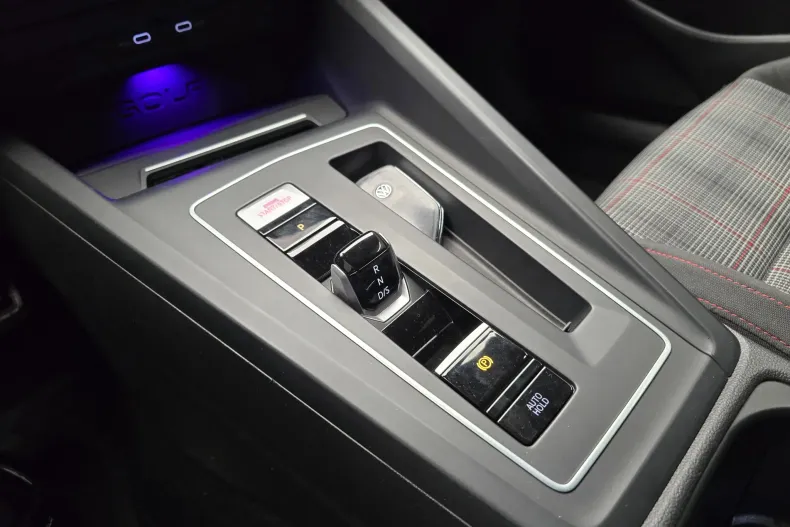 Volkswagen Golf din 2020 cu 85.600 km - oferta VOL134115 - foto 19