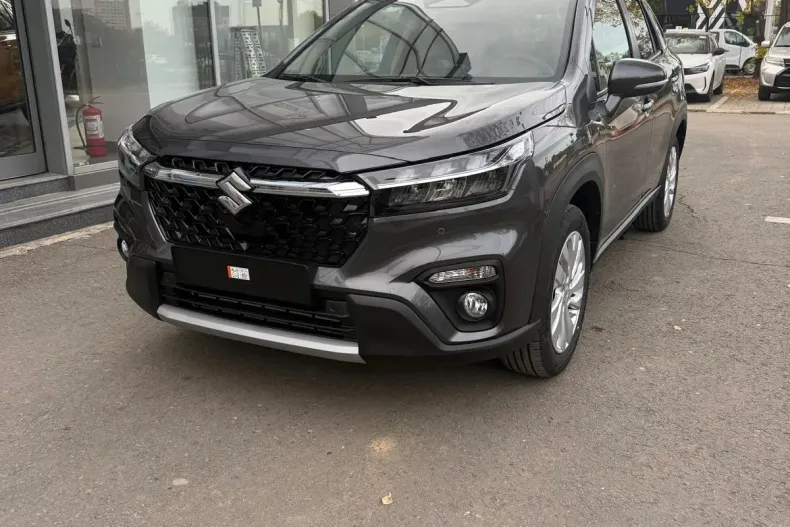 Suzuki SX4 din 2025 cu 0 km - oferta SUZ134118 - foto 2