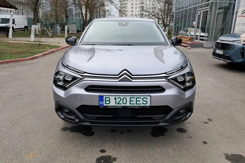 Citroën C4X din 2023 cu 4.500 km - oferta CIT134127 - foto 2