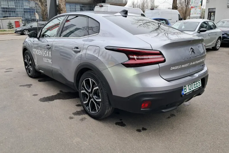 Citroën C4X din 2023 cu 4.500 km - oferta CIT134127 - foto 6