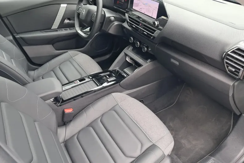 Citroën C4X din 2023 cu 4.500 km - oferta CIT134127 - foto 26