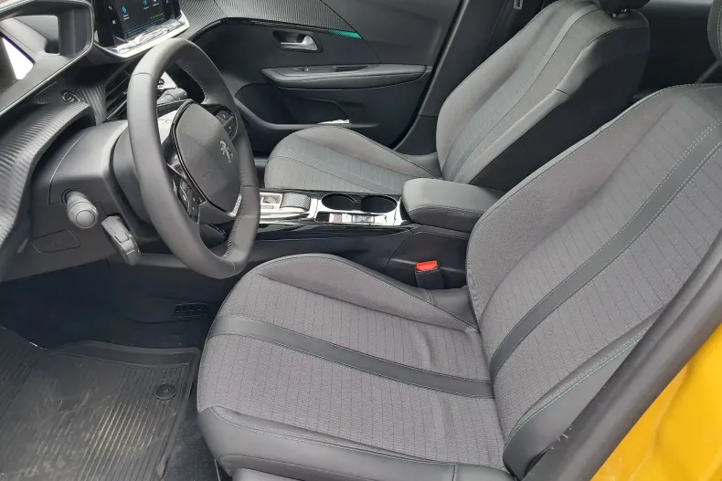 Peugeot 208 din 2023 cu 4.000 km - oferta PEU134128 - foto 12