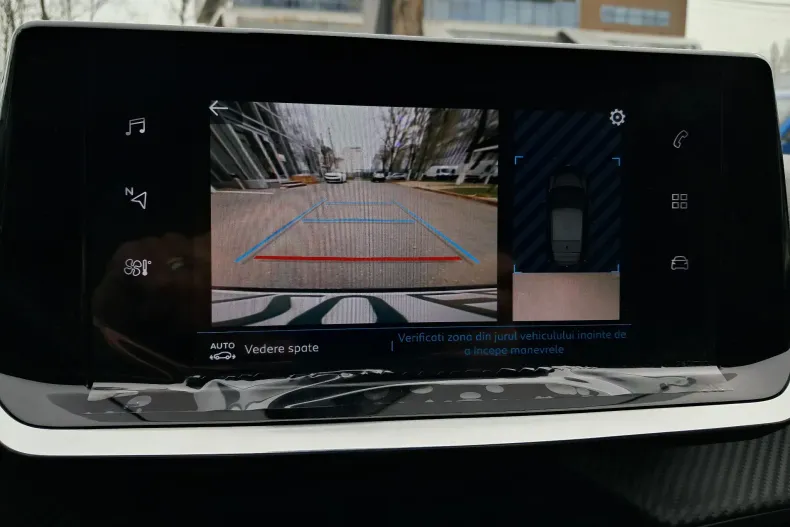 Peugeot 208 din 2023 cu 4.000 km - oferta PEU134128 - foto 26