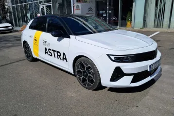Opel Astra din 2023 - oferta OPE134129