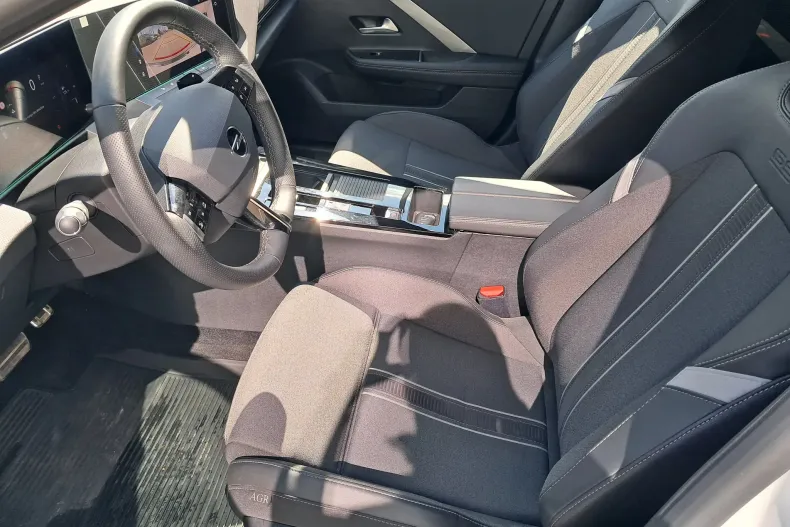 Opel Astra din 2023 cu 3.500 km - oferta OPE134129 - foto 10