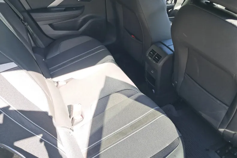 Opel Astra din 2023 cu 3.500 km - oferta OPE134129 - foto 22