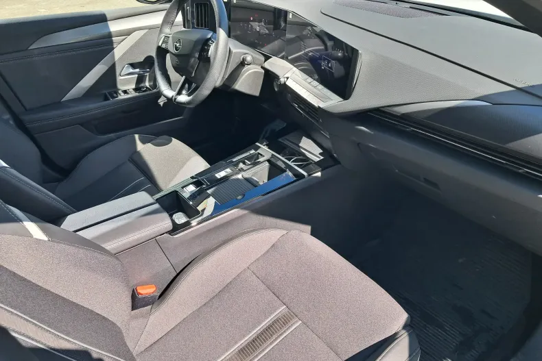 Opel Astra din 2023 cu 3.500 km - oferta OPE134129 - foto 23