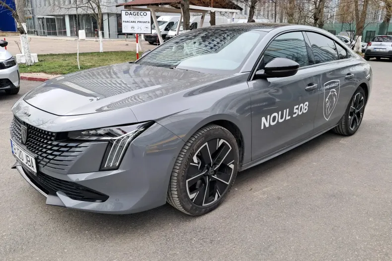 Peugeot 508 din 2024 cu 6.880 km - oferta PEU134130 - foto 8