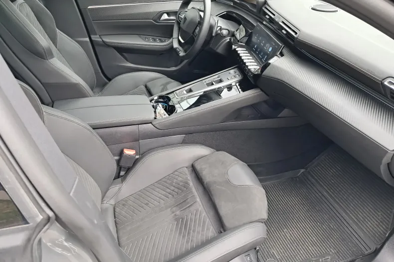 Peugeot 508 din 2024 cu 6.880 km - oferta PEU134130 - foto 28