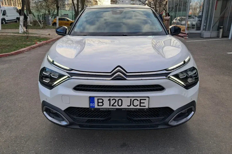 Citroën C4 din 2024 cu 950 km - oferta CIT134133 - foto 2