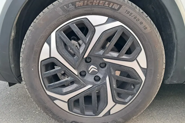 Citroën C4 din 2024 cu 950 km - oferta CIT134133 - foto 8