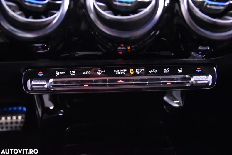 Mercedes-Benz CLA din 2024 cu 30.733 km - oferta MER134143 - foto 19