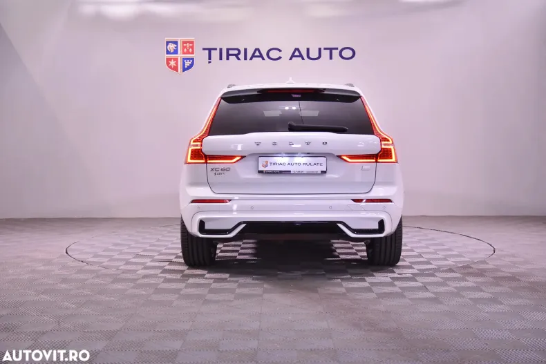 Volvo XC60 din 2022 cu 134.553 km - oferta VOL134162 - foto 4