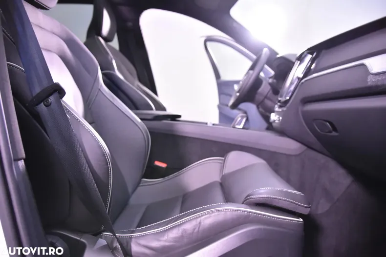 Volvo XC60 din 2022 cu 134.553 km - oferta VOL134162 - foto 11