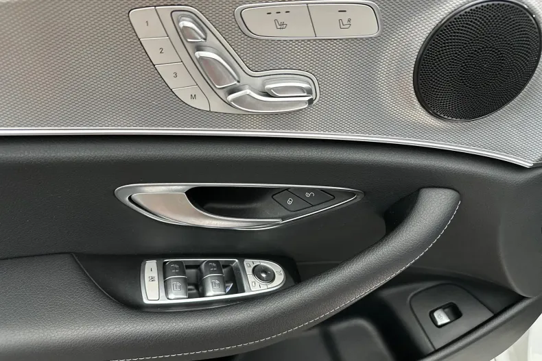 Mercedes-Benz E din 2019 cu 119.205 km - oferta MER134164 - foto 14