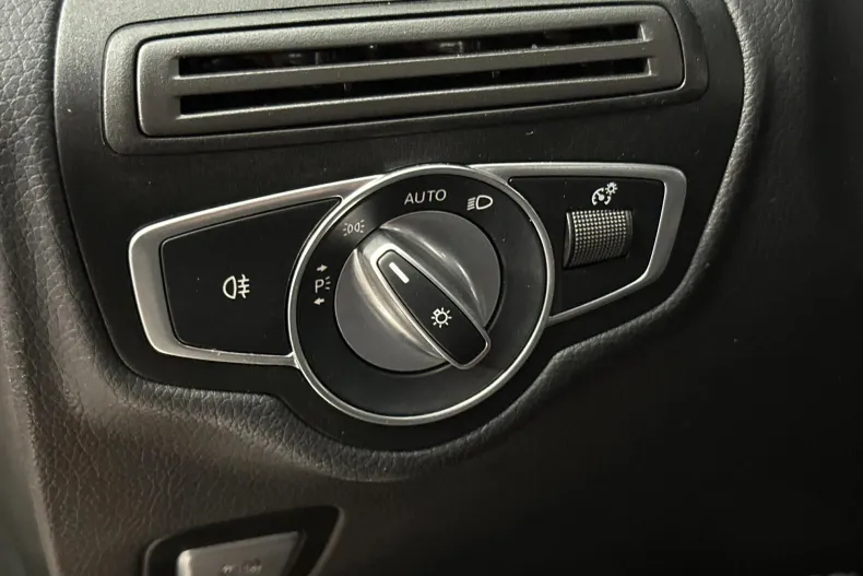 Mercedes-Benz GLC din 2021 cu 94.172 km - oferta MER134168 - foto 15