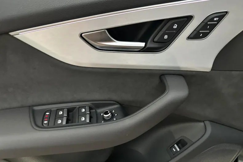 Audi Q7 din 2020 cu 110.299 km - oferta AUD134175 - foto 14