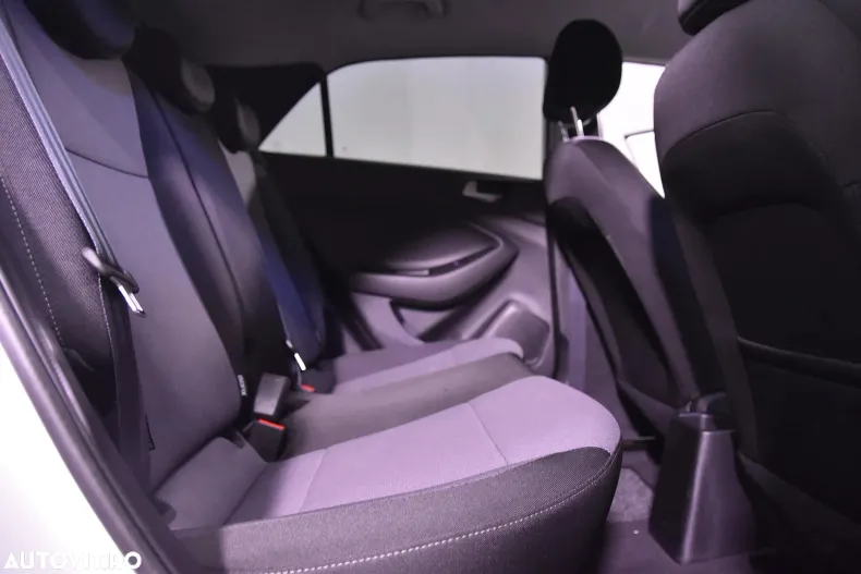 Hyundai i20 din 2019 cu 84.812 km - oferta HYU134179 - foto 12