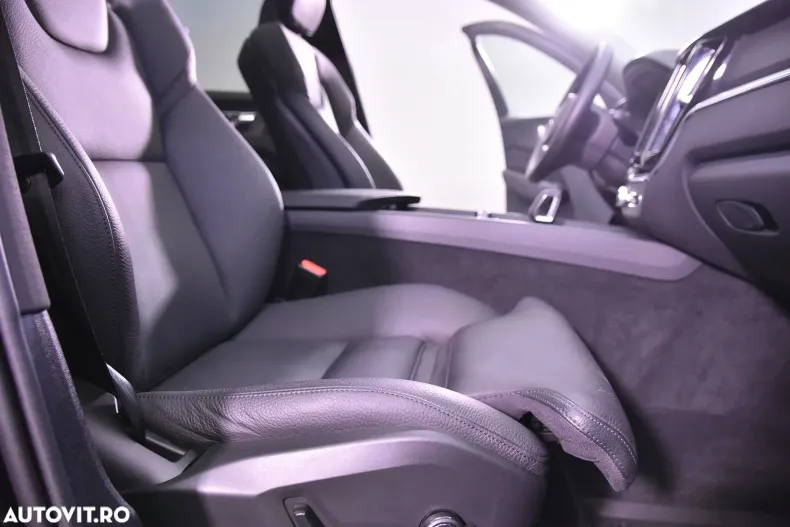 Volvo XC60 din 2023 cu 110.949 km - oferta VOL134187 - foto 11