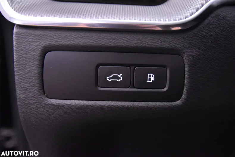 Volvo XC60 din 2023 cu 110.949 km - oferta VOL134187 - foto 15