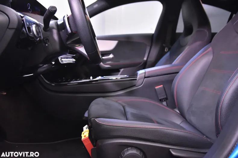 Mercedes-Benz CLA din 2024 cu 13.655 km - oferta MER134193 - foto 24