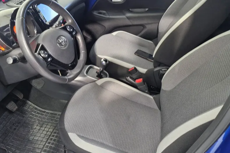 Toyota Aygo din 2022 cu 10.900 km - oferta TOY134210 - foto 10