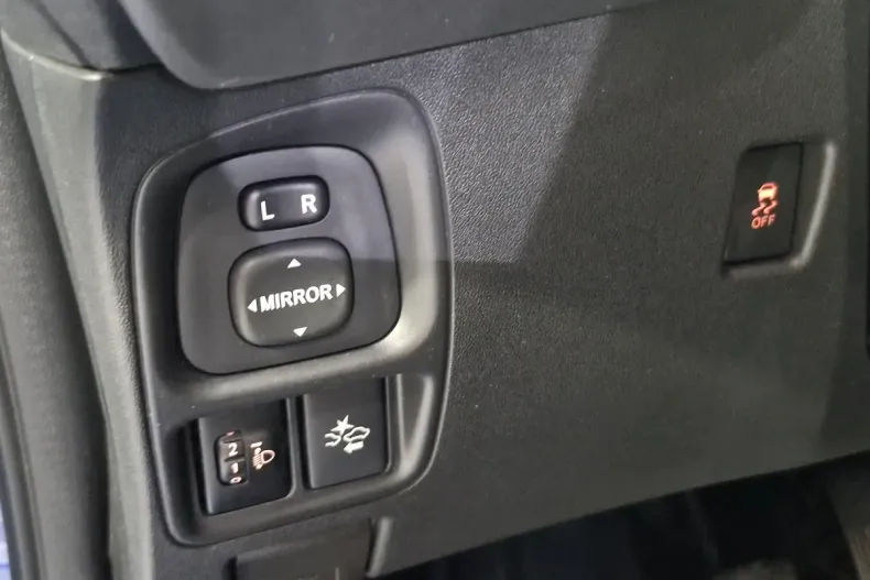 Toyota Aygo din 2022 cu 10.900 km - oferta TOY134210 - foto 14