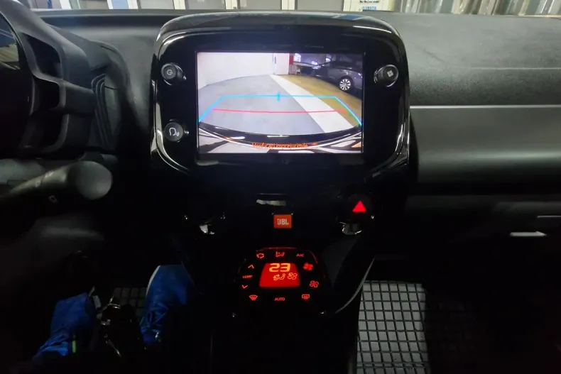 Toyota Aygo din 2022 cu 10.900 km - oferta TOY134210 - foto 16