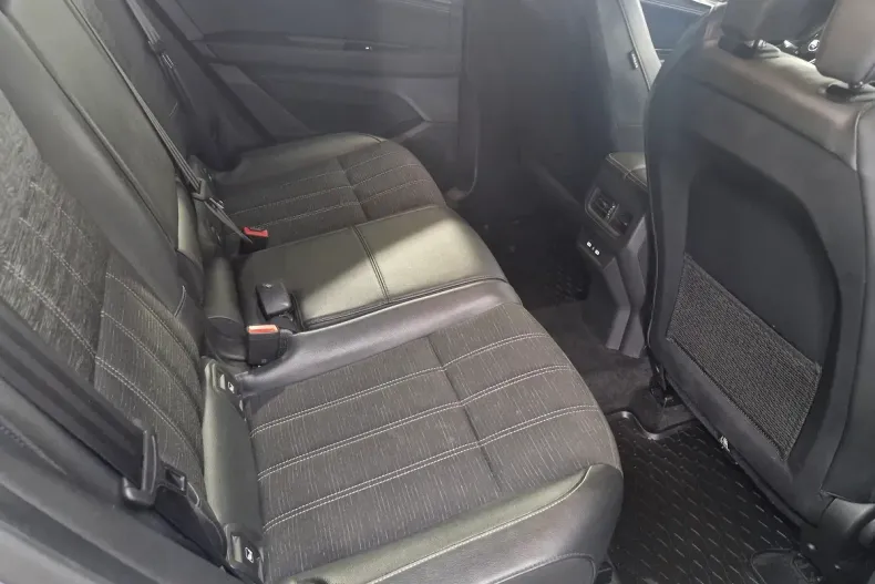 Renault Austral din 2023 cu 27.473 km - oferta REN134212 - foto 13