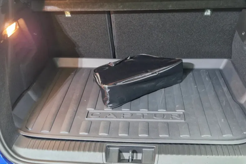 Renault Captur din 2024 cu 634 km - oferta REN134219 - foto 14