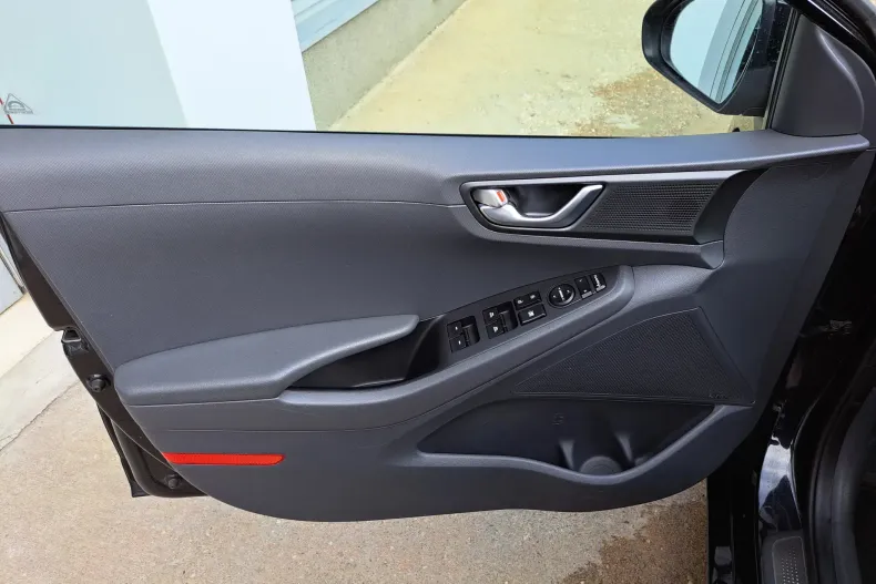 Hyundai IONIQ din 2019 cu 104.975 km - oferta HYU134222 - foto 15