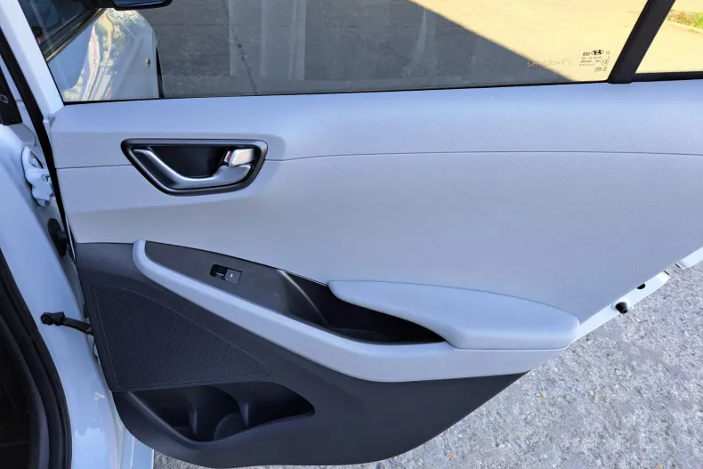 Hyundai IONIQ din 2020 cu 99.843 km - oferta HYU134225 - foto 26