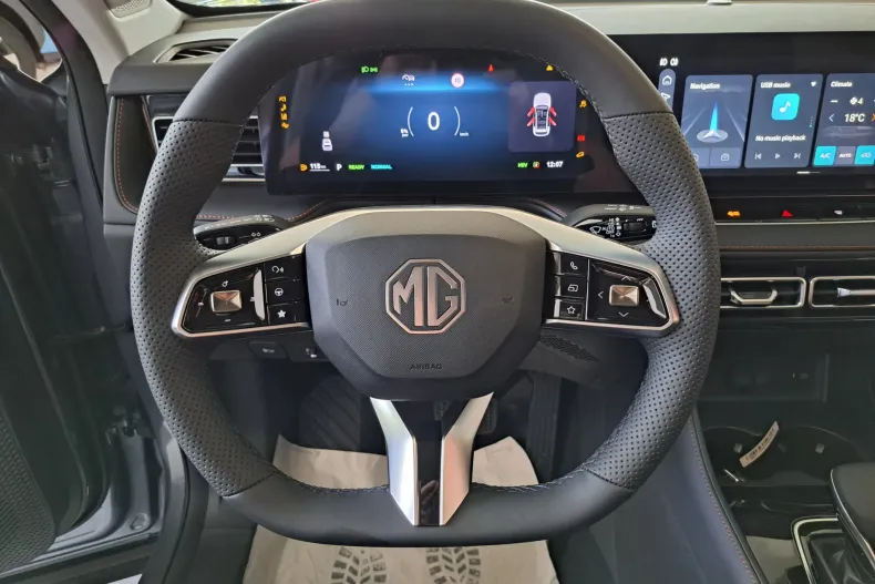 MG HS din 2025 cu 1 km - oferta MG0134228 - foto 12