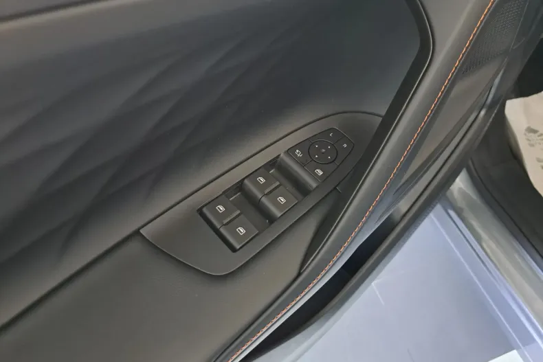 MG HS din 2025 cu 1 km - oferta MG0134228 - foto 14