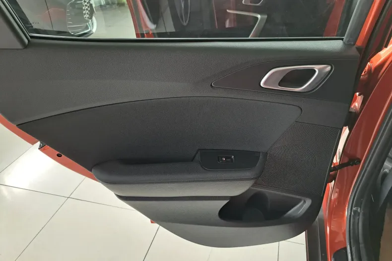 Kia XCeed din 2024 cu 1 km - oferta KIA134231 - foto 17