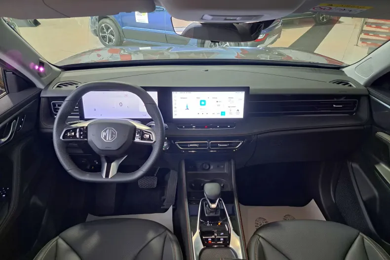 MG HS din 2024 cu 1 km - oferta MG0134235 - foto 4