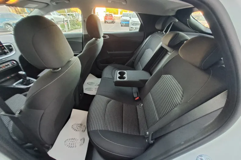 Kia XCeed din 2023 cu 1 km - oferta KIA134236 - foto 17