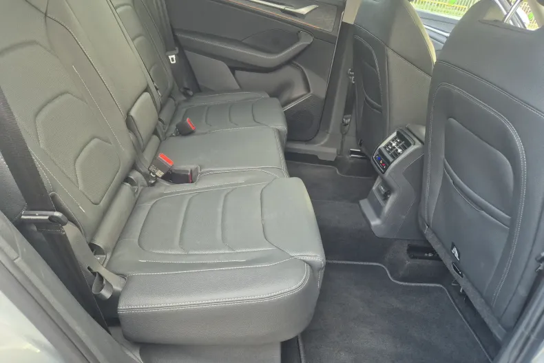 Skoda Kodiaq din 2025 cu 8.085 km - oferta SKO134241 - foto 34