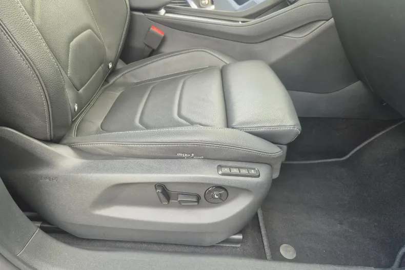 Skoda Kodiaq din 2025 cu 8.085 km - oferta SKO134241 - foto 35