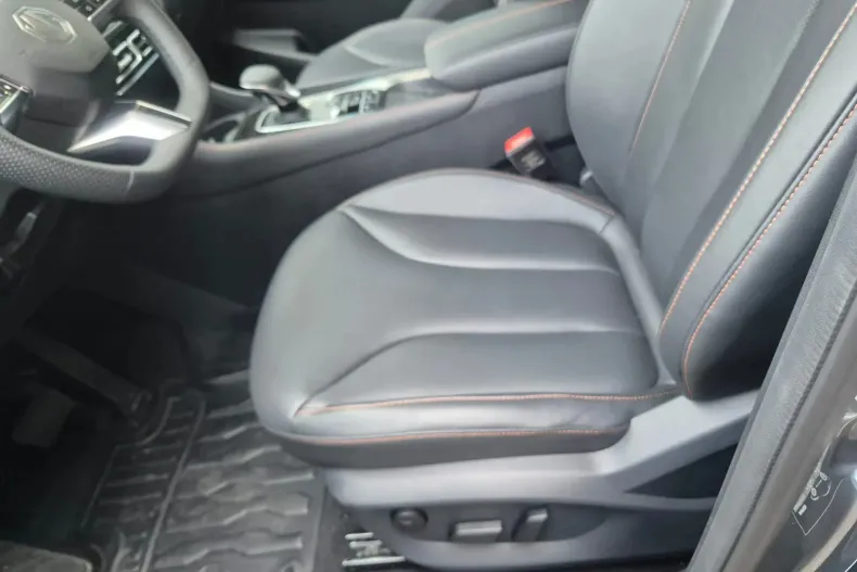 MG HS din 2024 cu 1.600 km - oferta MG0134242 - foto 9