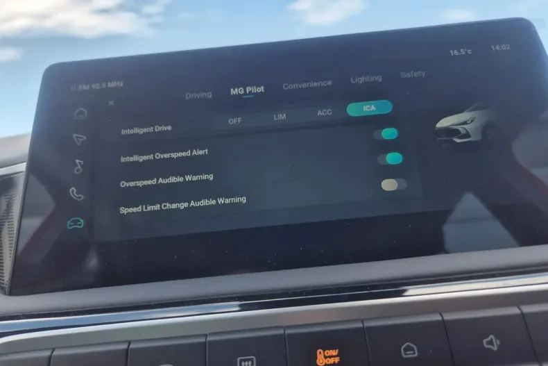 MG MG3 din 2024 cu 879 km - oferta MG0134245 - foto 16