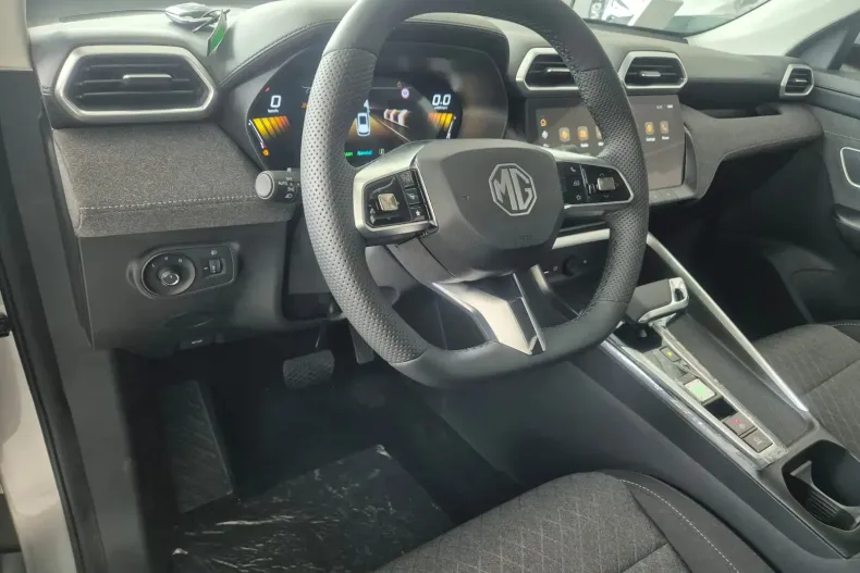 MG ZS HEV din 2024 cu 10 km - oferta MG0134246 - foto 12