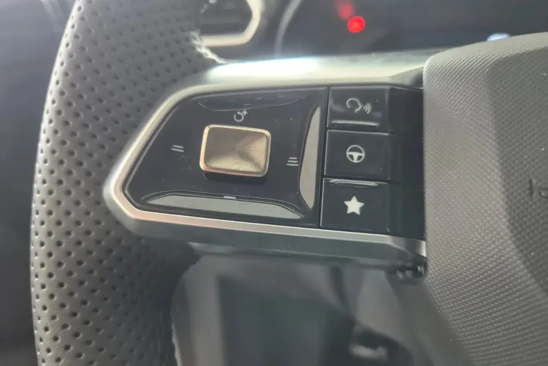 MG ZS HEV din 2024 cu 10 km - oferta MG0134246 - foto 31