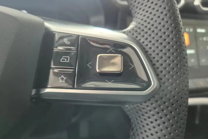 MG ZS HEV din 2024 cu 10 km - oferta MG0134246 - foto 32