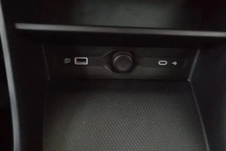 MG MG3 din 2024 cu 2.110 km - oferta MG0134248 - foto 17