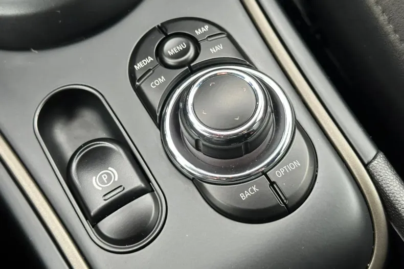 MINI Countryman din 2022 cu 74.000 km - oferta MIN134254 - foto 27