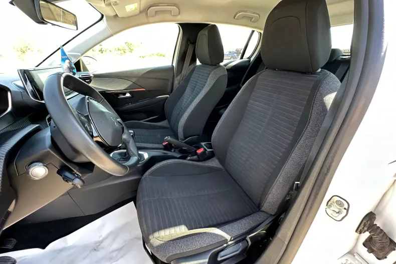 Peugeot 208 din 2022 cu 110.000 km - oferta PEU134259 - foto 8