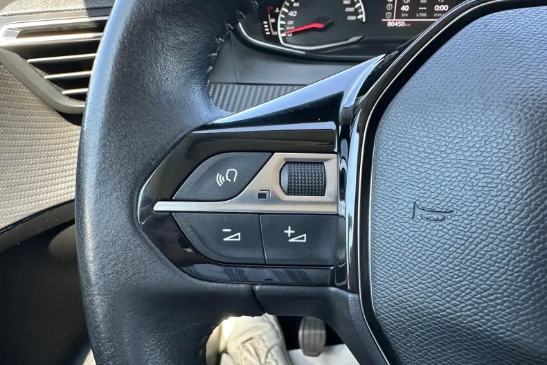 Peugeot 208 din 2022 cu 110.000 km - oferta PEU134259 - foto 25