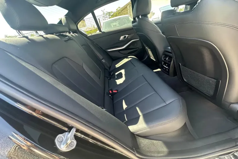 BMW Seria 3 din 2020 cu 111.000 km - oferta BMW134265 - foto 20