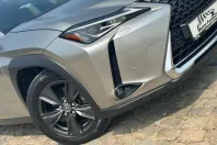 Lexus UX din 2019 cu 176.000 km - oferta LEX134267 - foto 11